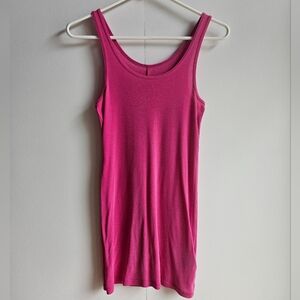 Mossimo Ribbed Tank in Women's M